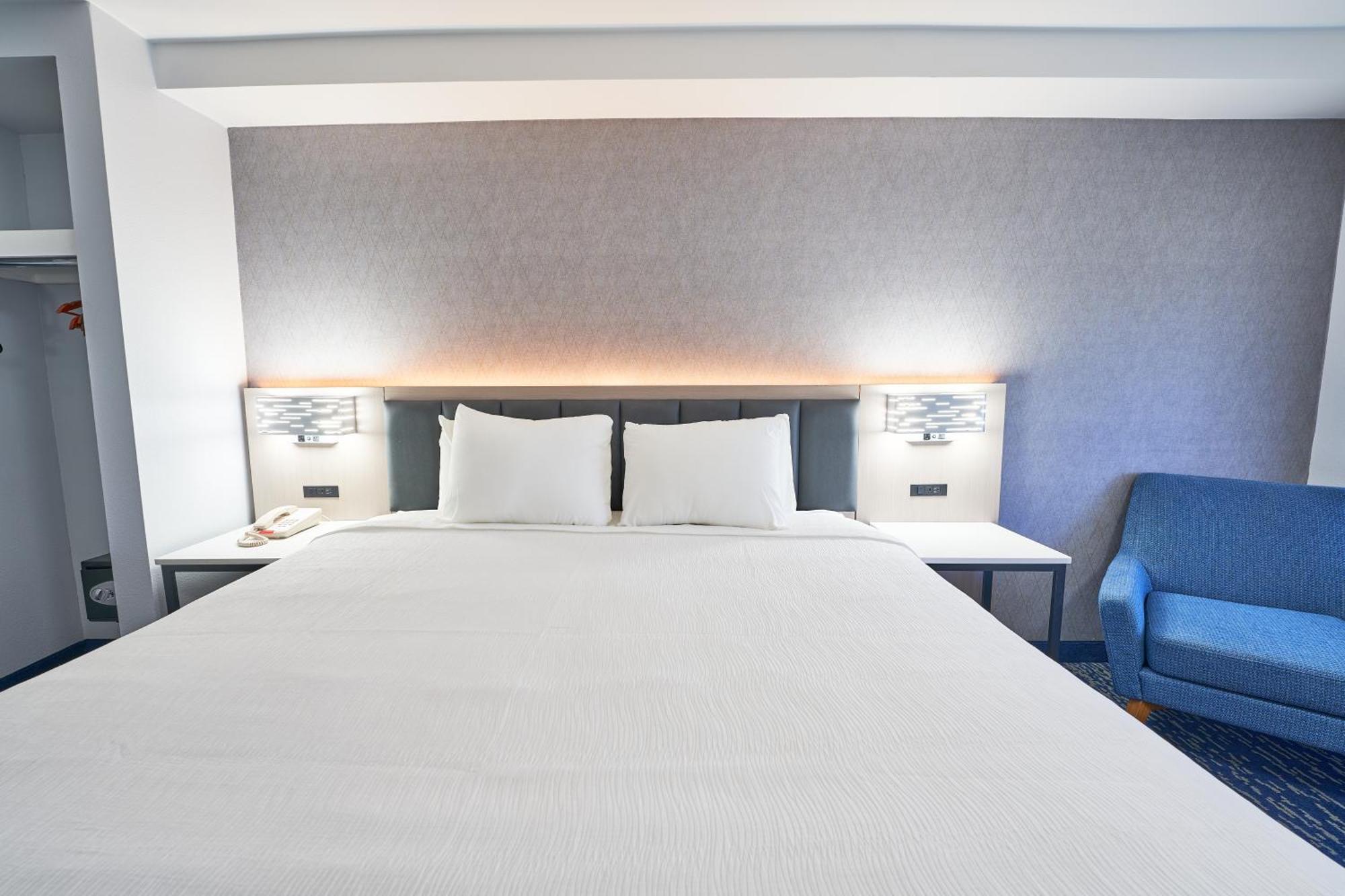 All Seasons Inn & Suites Bourne Exteriér fotografie